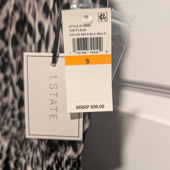 1 State brand new with tags Size S cheetah black and gray adorable dress. - Picture 3 of 6